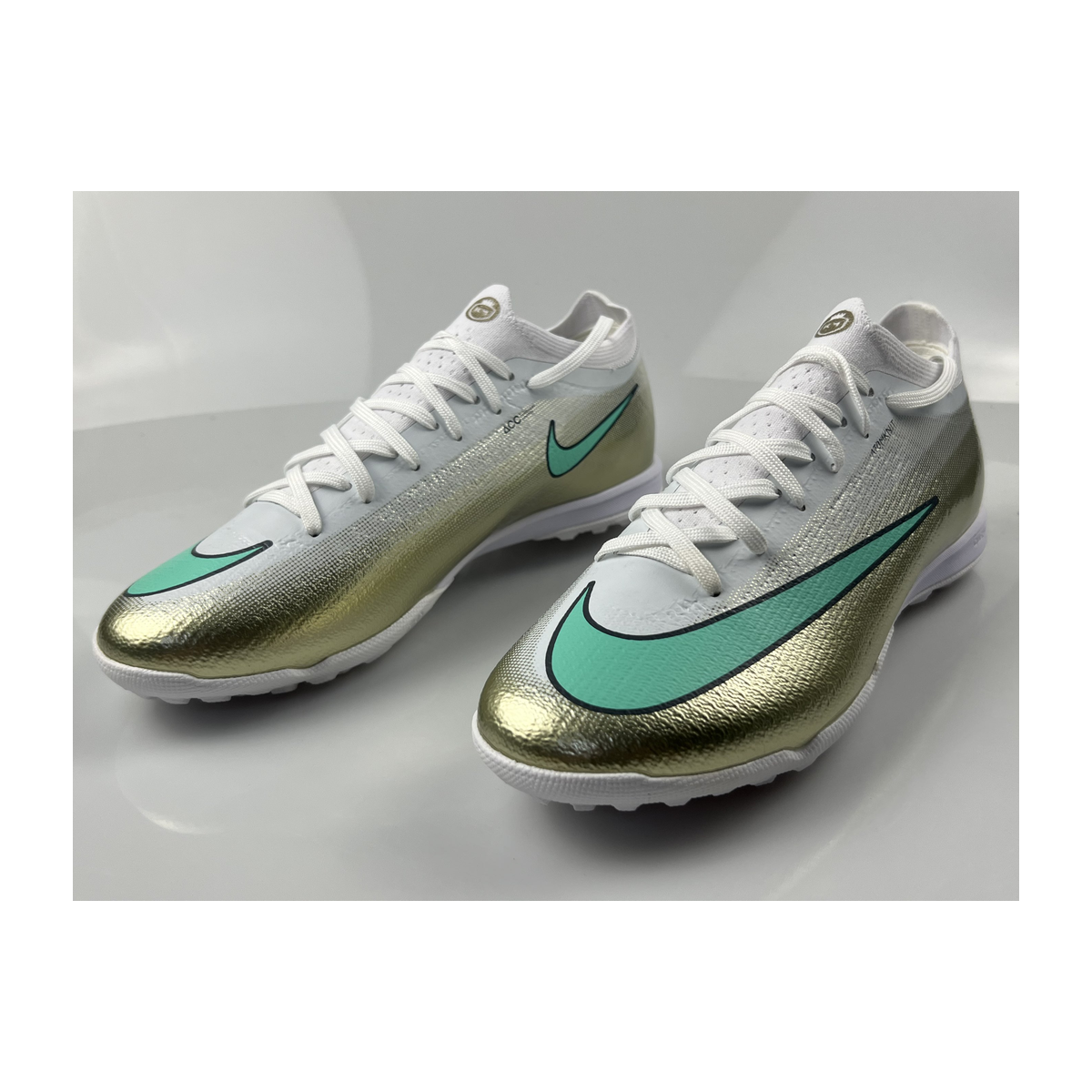 Mercurial Vapor XV Elite TF Blanco Dorado Verde