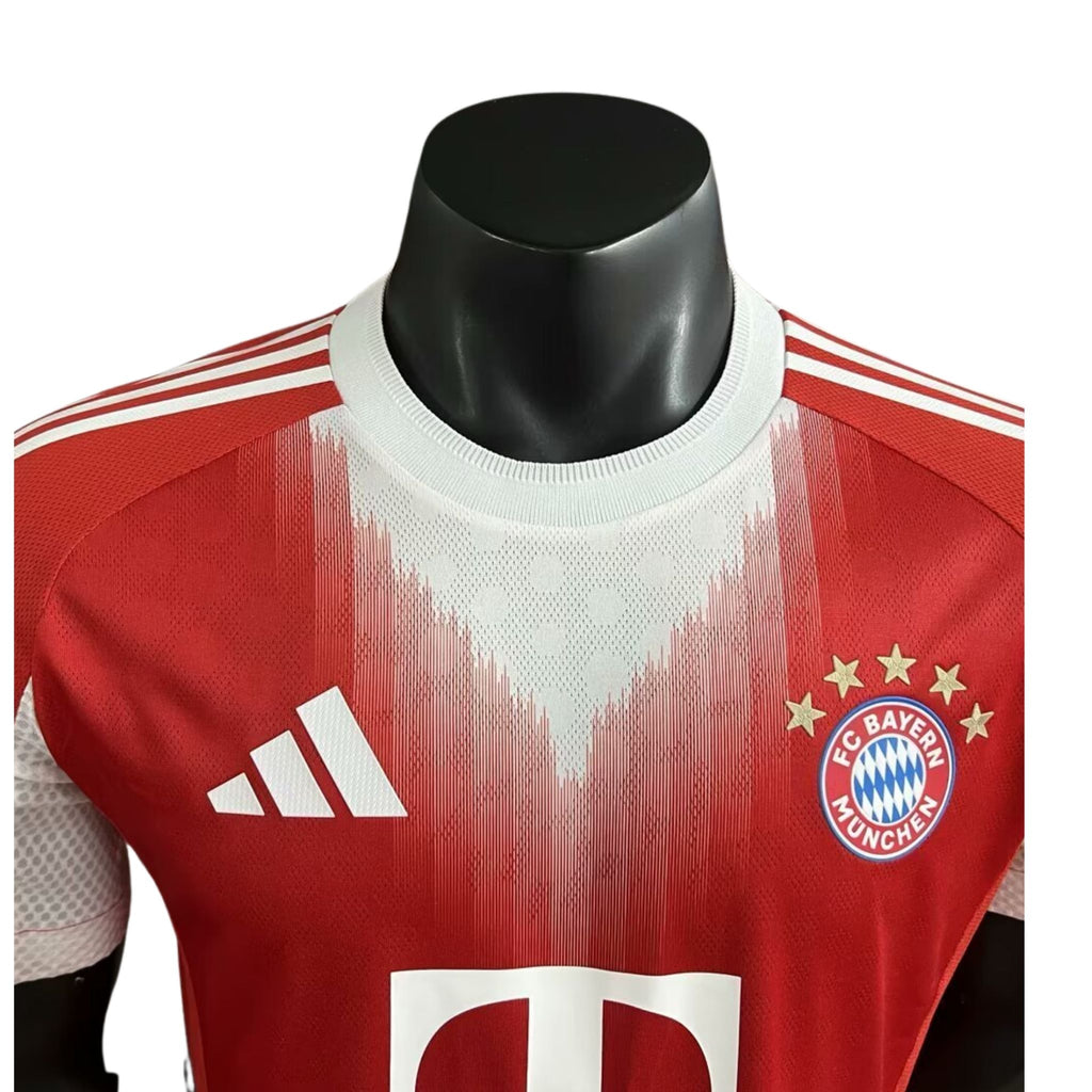 Bayern Munich local 25/26