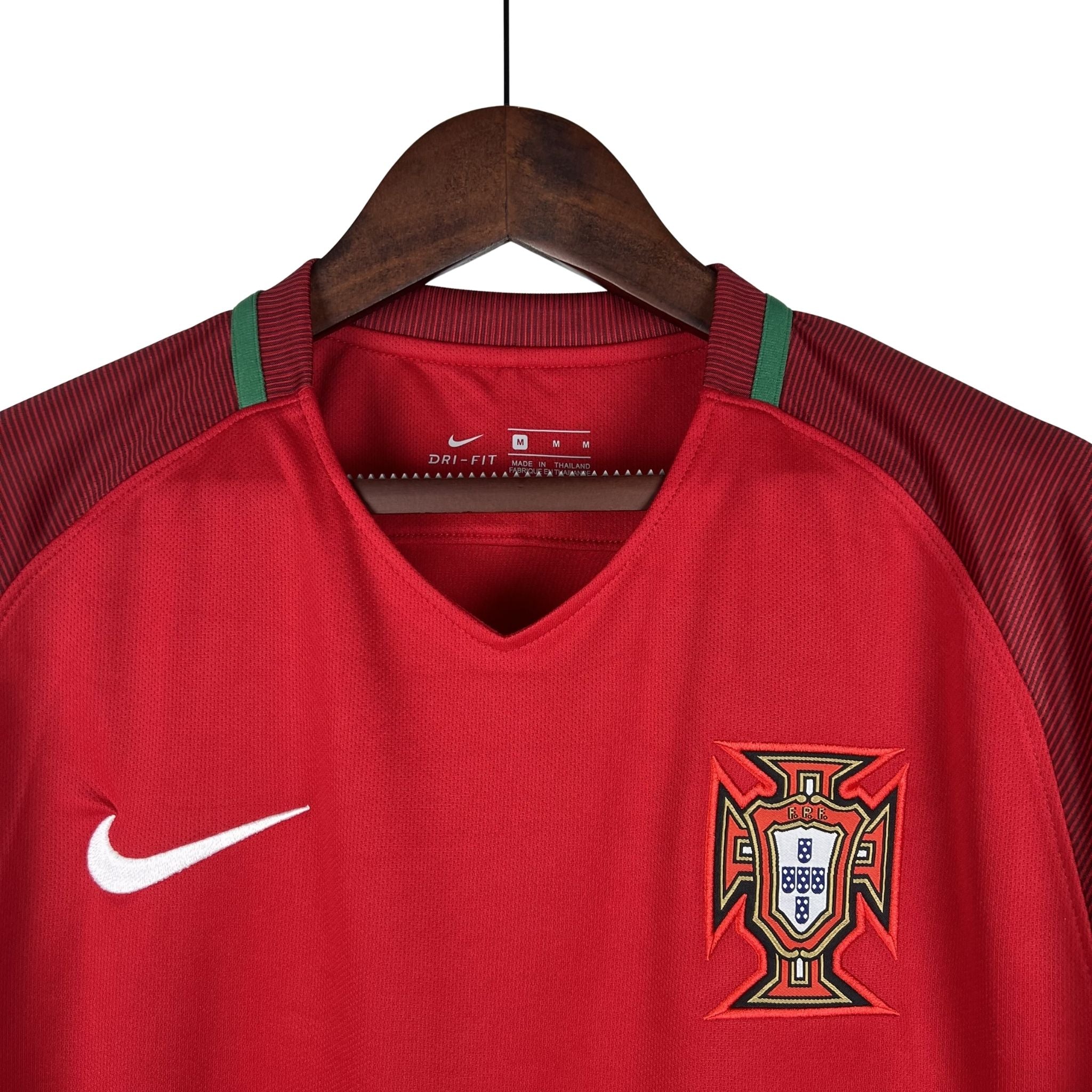 Portugal Local 2016 Retro