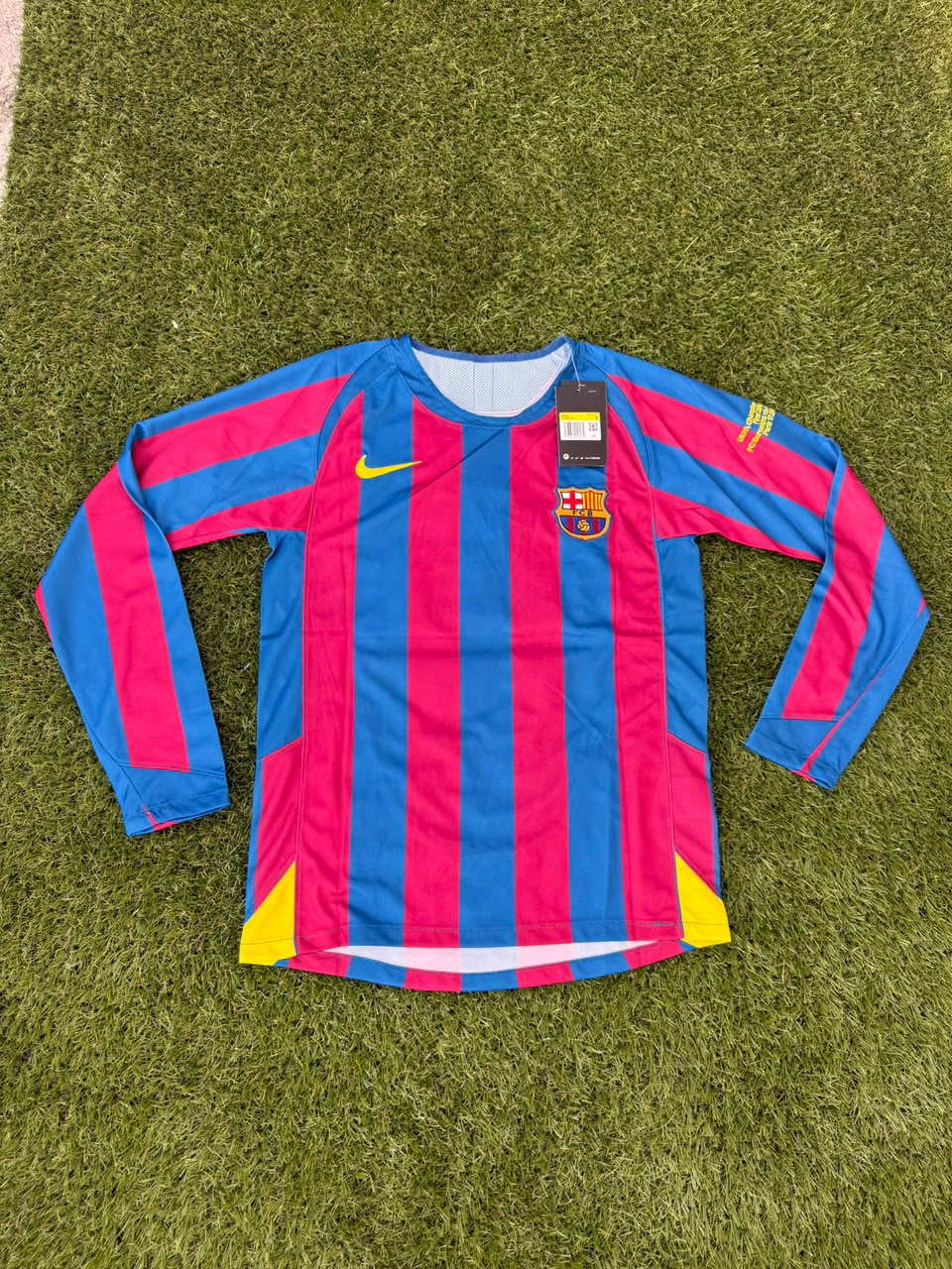Barcelona Local 2005/06 Retro